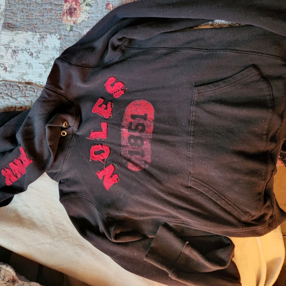 VS PINK HOODIE (4 for $20)